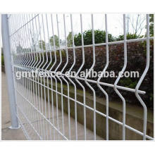 GMT Anping fabrique des panneaux de clôture décoratifs galvanisés